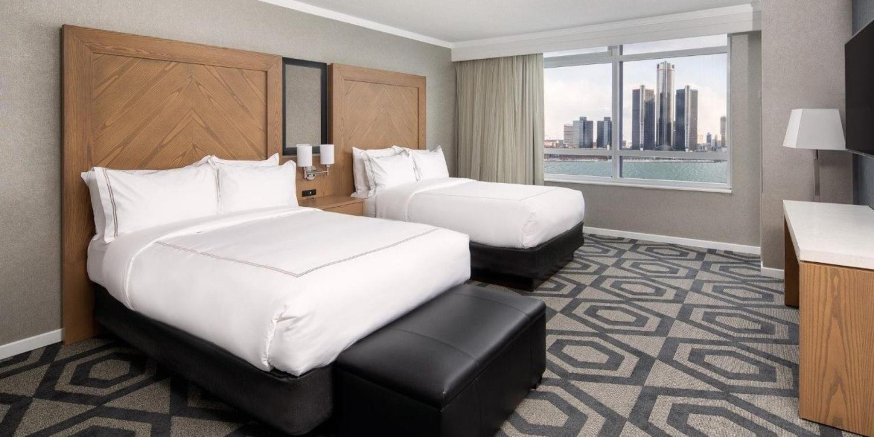 Forum Tower Luxury 2 Bed River View Sofa Non-smoking